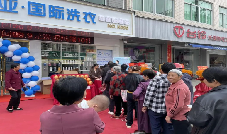 開業(yè)帶店丨潔希亞為加盟商提供開業(yè)現(xiàn)場帶店服務！